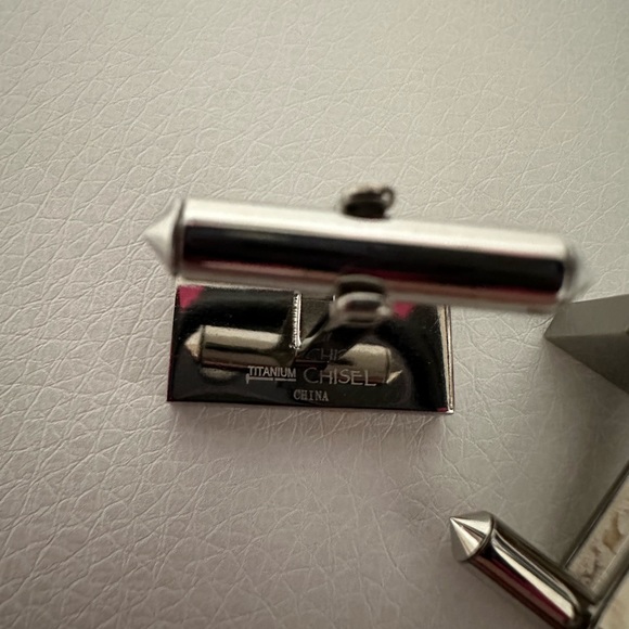 Chisel Titanium Cufflinks with Diamond Accent Stripe - Picture 3 of 3